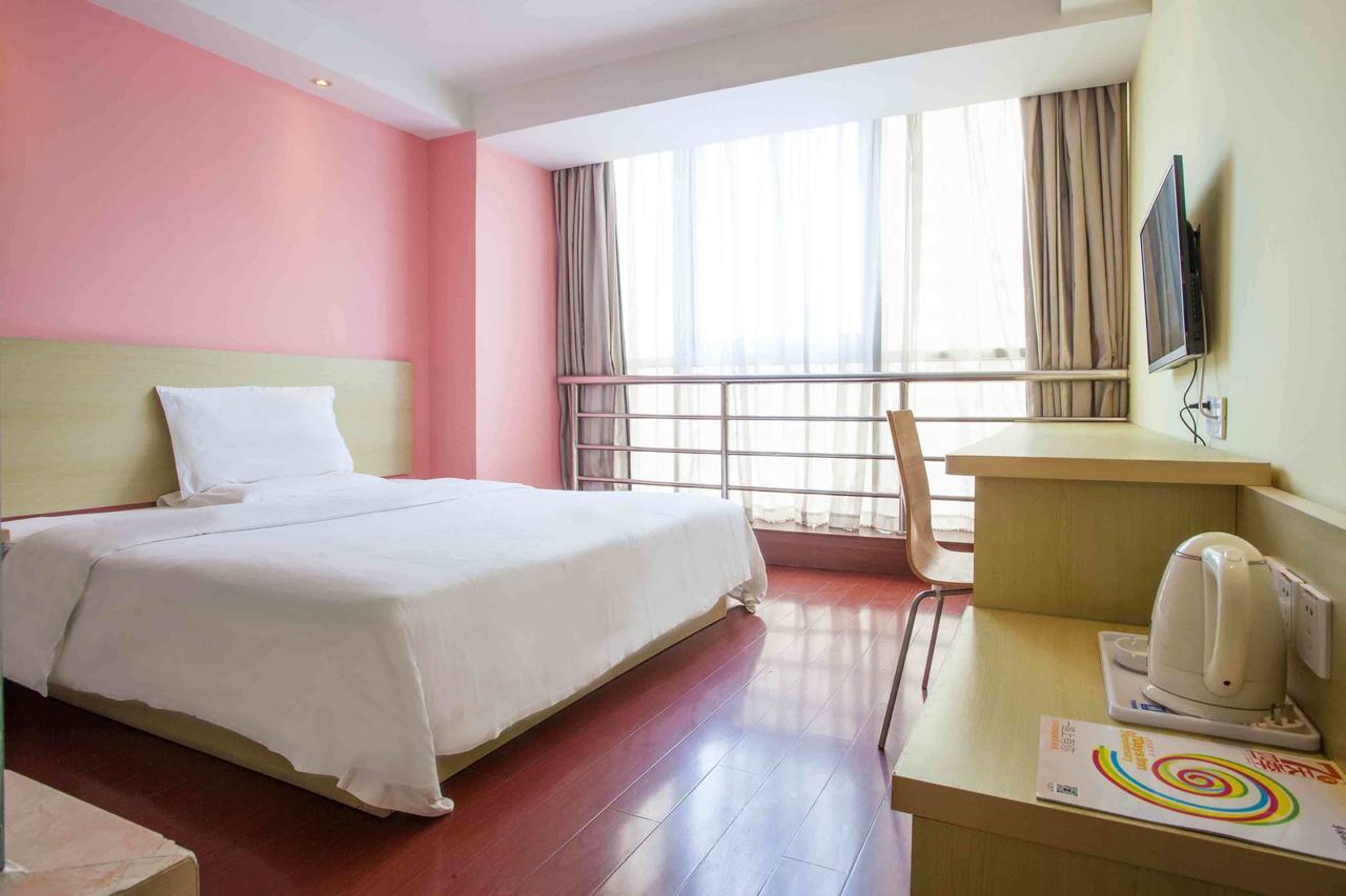 7Days Inn Huaihua Mayang Binhe Road Eksteriør billede