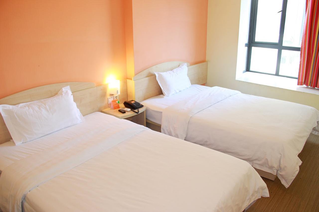 7Days Inn Huaihua Mayang Binhe Road Eksteriør billede